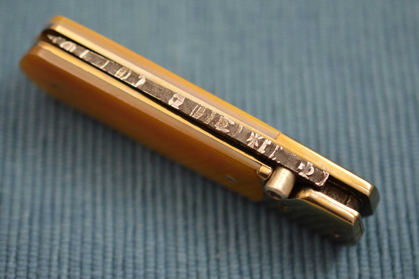 Ralph Turnbull Starburst Damascus, Gold Lip Pearl, Lock-Back Folder (SOLD)
