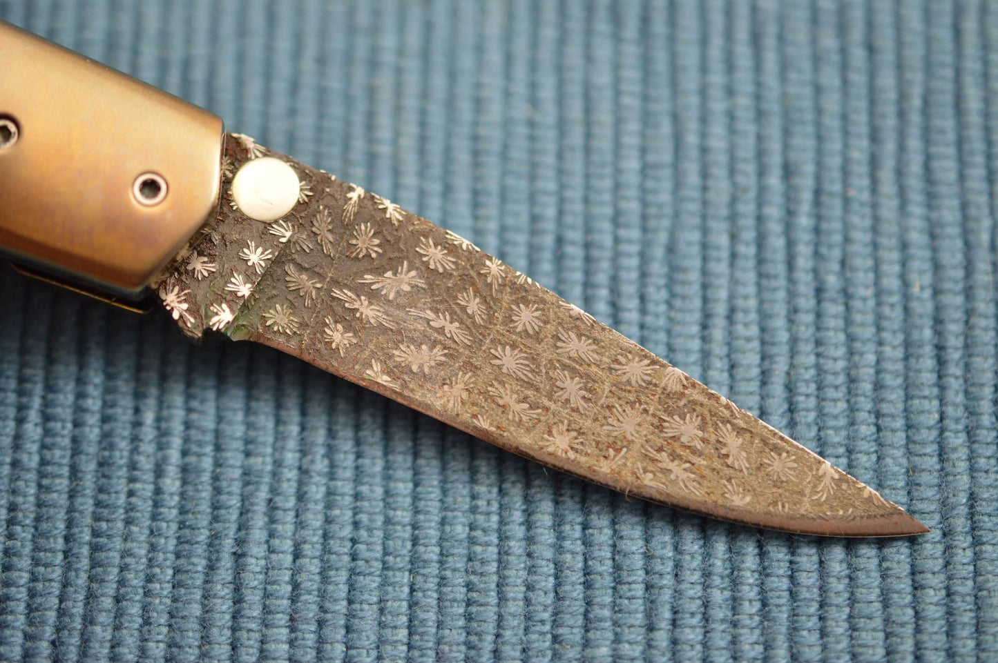 Ralph Turnbull Starburst Damascus, Gold Lip Pearl, Lock-Back Folder (SOLD)