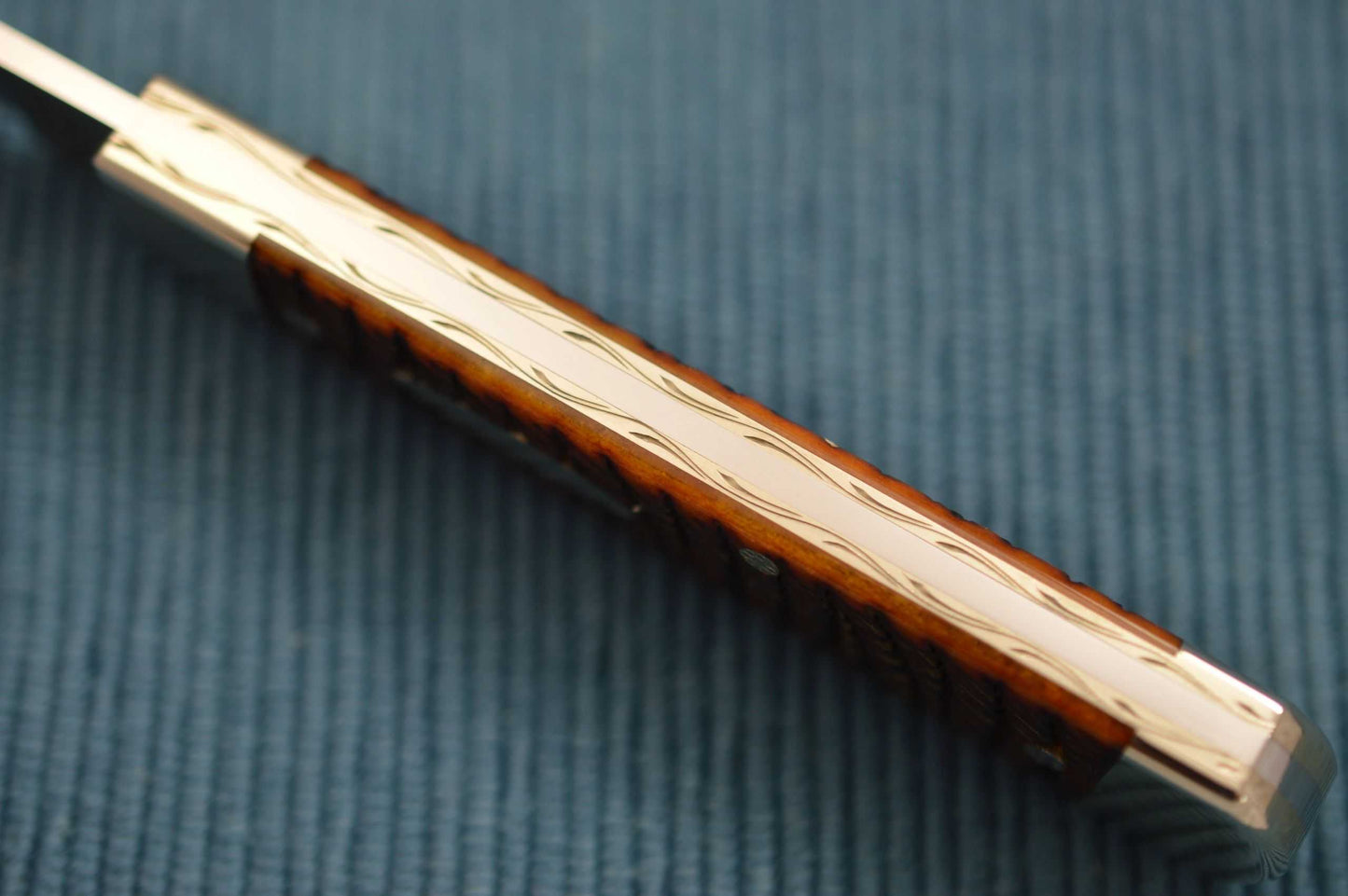Mike Alsdorf Jigged Bone Slip-Joint Jack Knife, File-Worked Liners (SOLD)