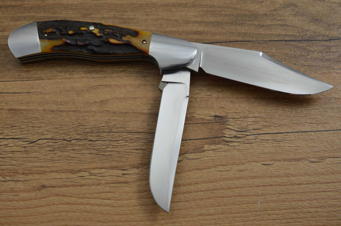 Luke Swenson 2-Blade Amber Stag Hunter, Slip-Joint Folding Knife (SOLD)