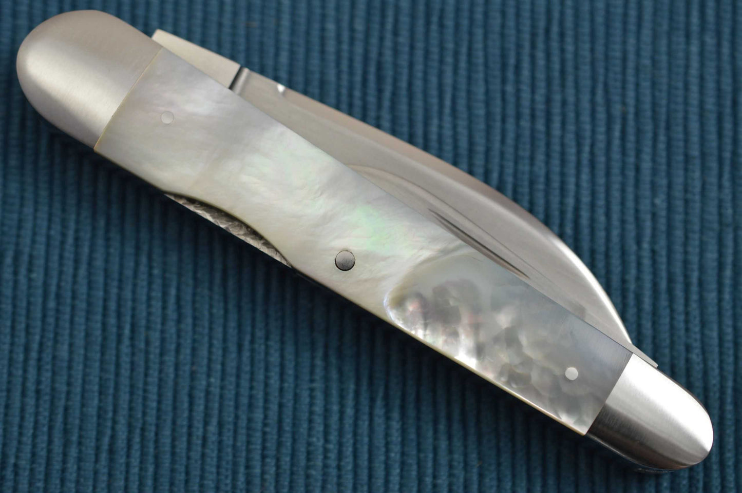 Luke Swenson Premium Pearl Lock-Back Whittler (SOLD)