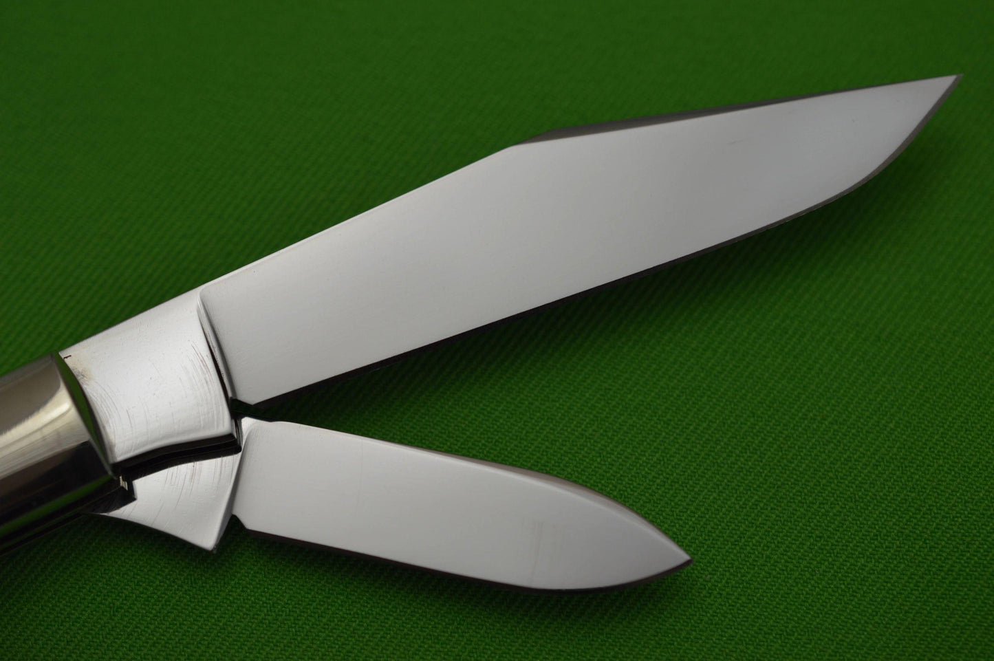 Robert Enders Two-Blade Bird & Trout, Jigged Bone, Slip-Joint Knife