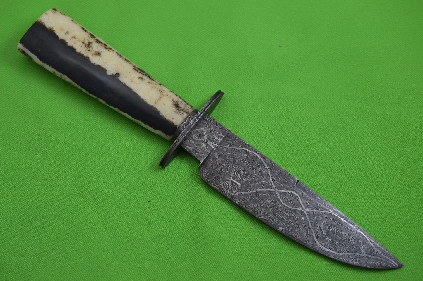 Billy Bob Sowell, M.S. Damascus Hunter, Fossilized Handle, Caiman Sheath