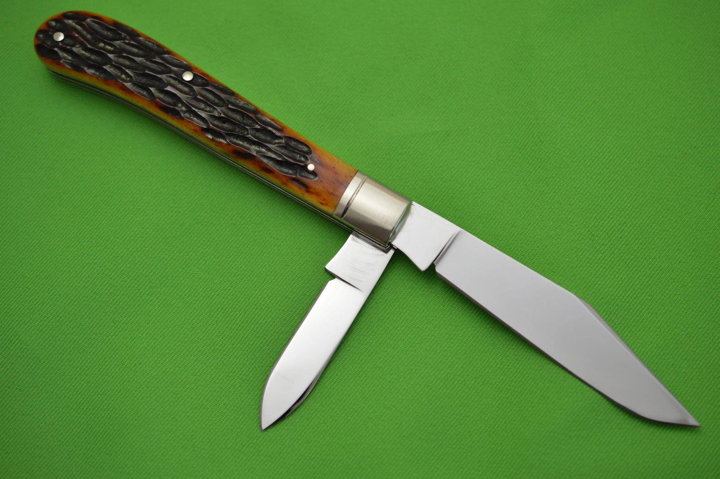Robert Enders Two-Blade Bird & Trout, Jigged Bone, Slip-Joint Knife