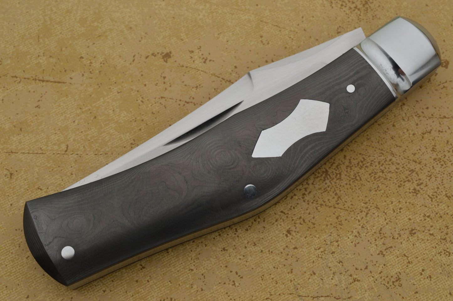 Rhidian Gatrill Rogue Wave Trapper, Fat Carbon Slip-Joint Folding Knife (SOLD)