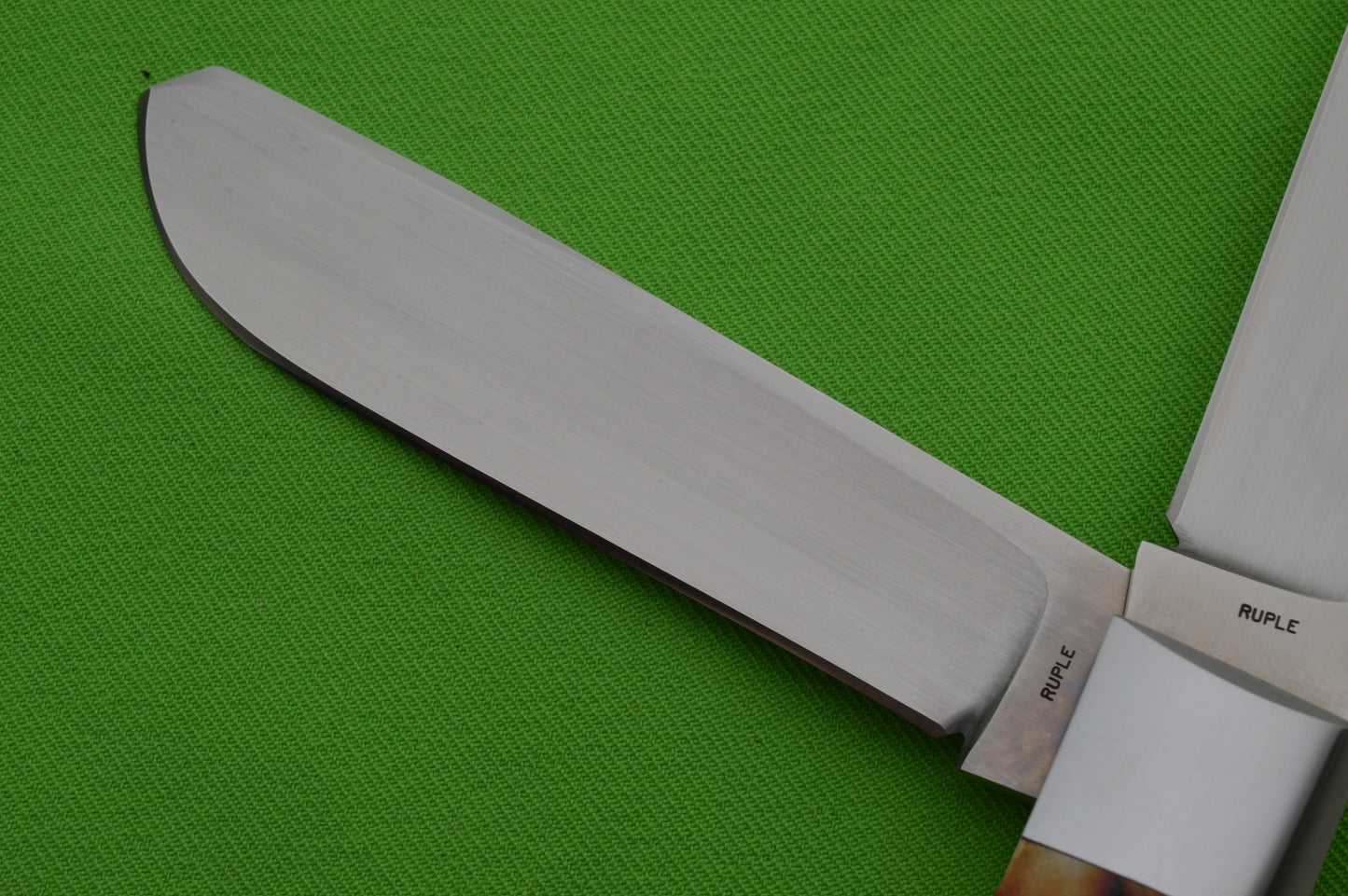 Bill Ruple Amber Stag Remington 1123 Flush-Joint Bullet Trapper, Two-Blade Folding Knife