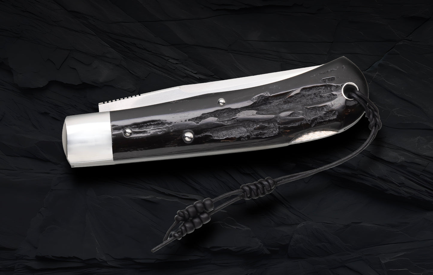Tom Ploppert Cape Buffalo Horn 80% F1 Pro, Lock-Back Folding Knife