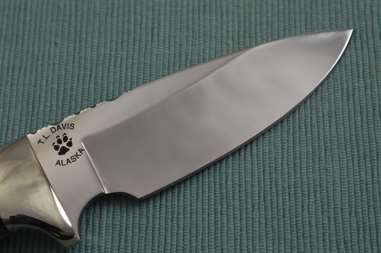 Terry (Wolftrack) Davis "ProSkinner" Fixed Blade Hunting Knife (SOLD)