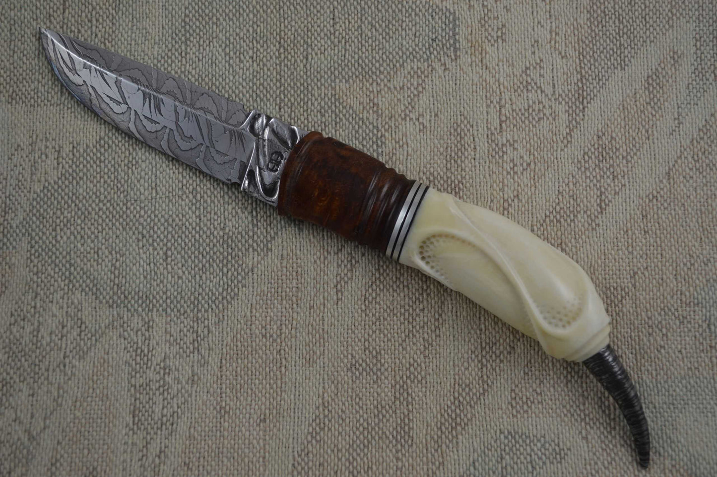 André Andersson "Stinger" Fixed Blade Carved Handle (SOLD)