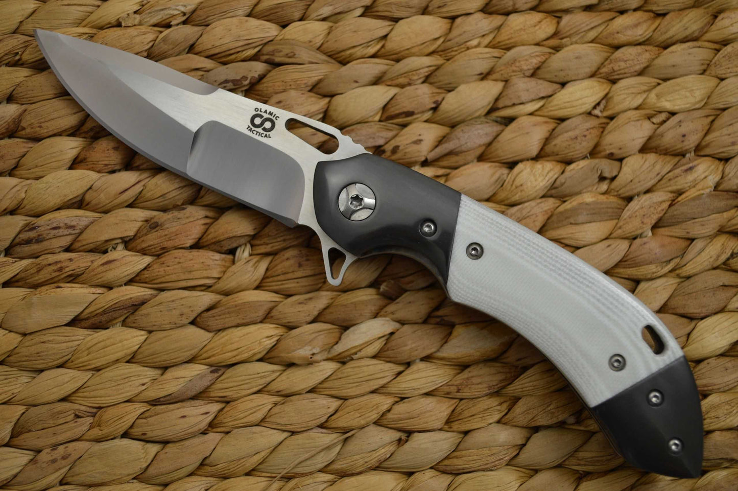 Olamic Cutlery Wayfarer Compact Flipper, Zirconium Bolsters, White G10 Scales (SOLD)