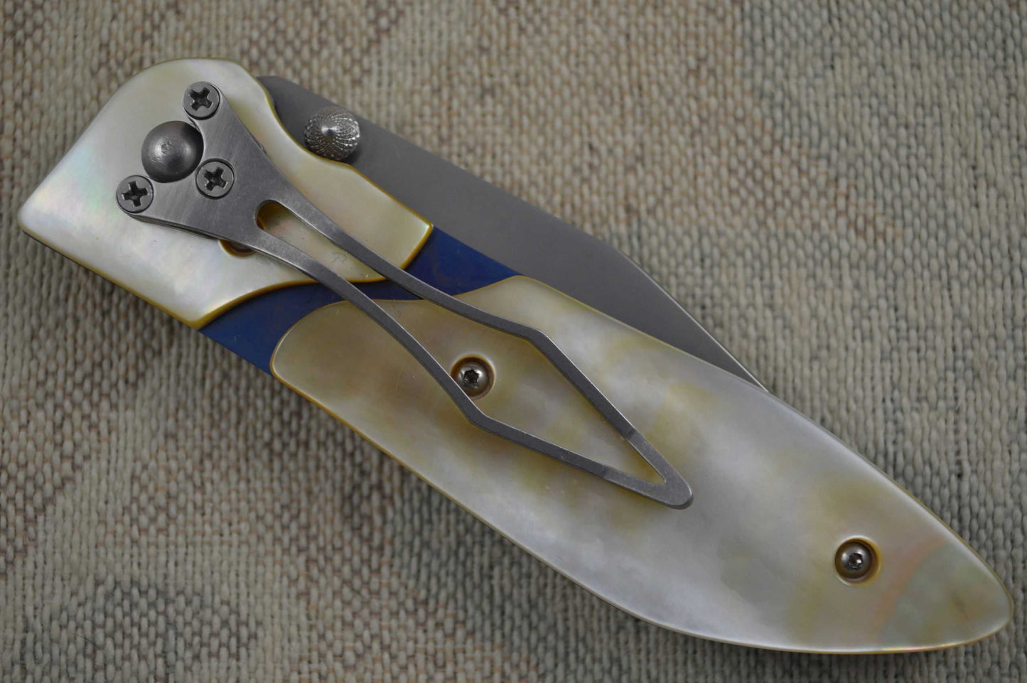 Allen Elishewitz SHADOW Custom Folder, Gold Lip Pearl Scales (SOLD)