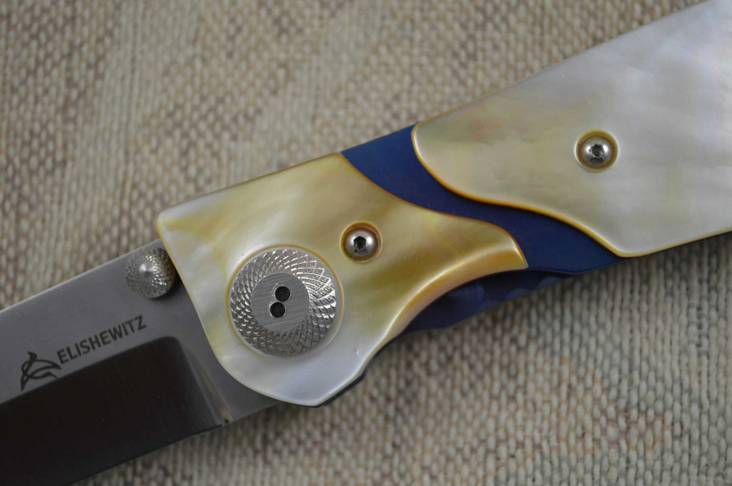 Allen Elishewitz SHADOW Custom Folder, Gold Lip Pearl Scales (SOLD)