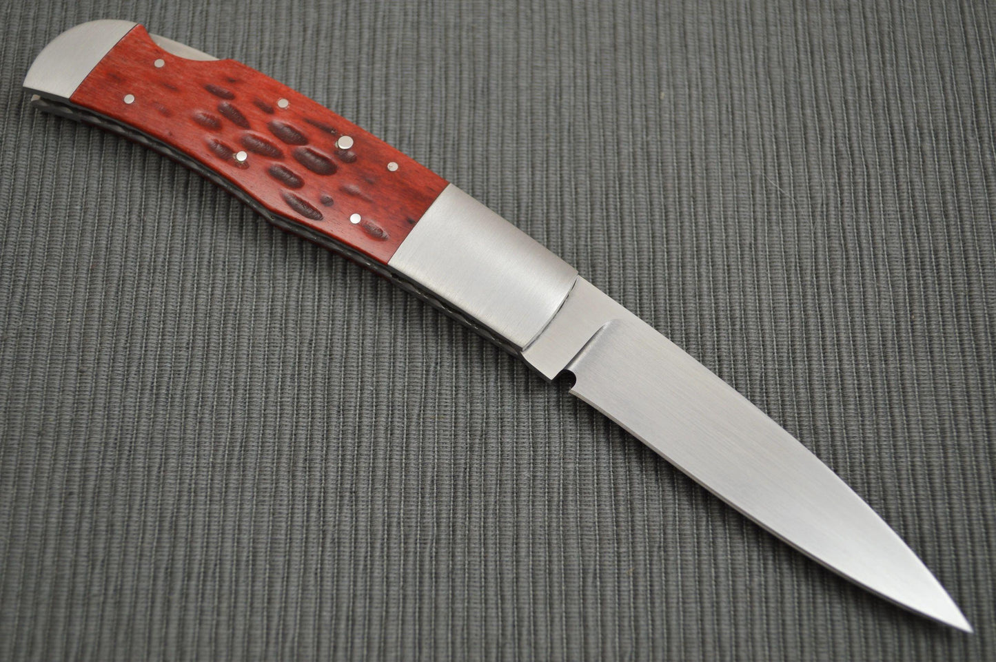 Mike Zscherny Lock-Back Folder, Red Jigged Bone, File-work (SOLD)